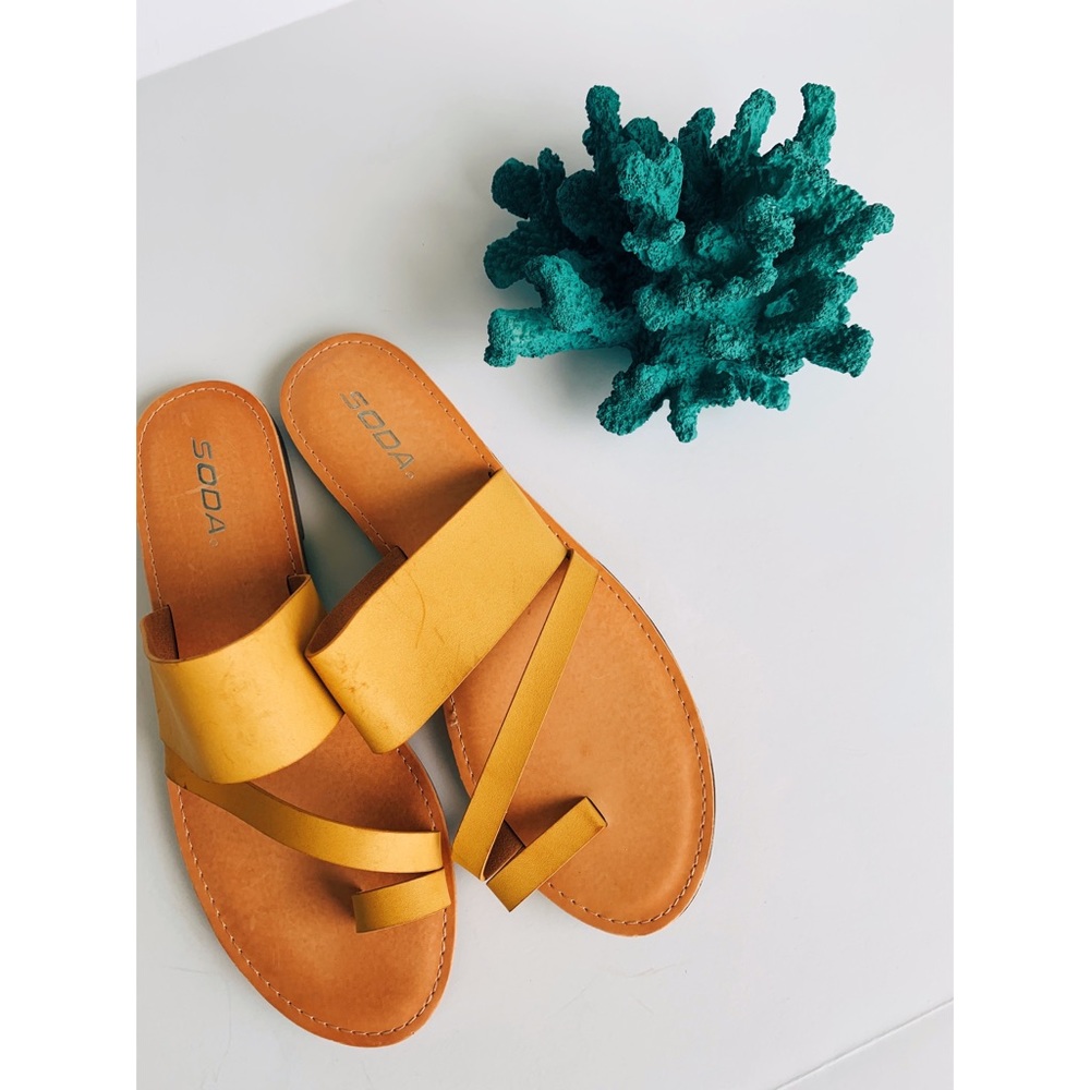 New mustard yellow toe strap sandal flip flops